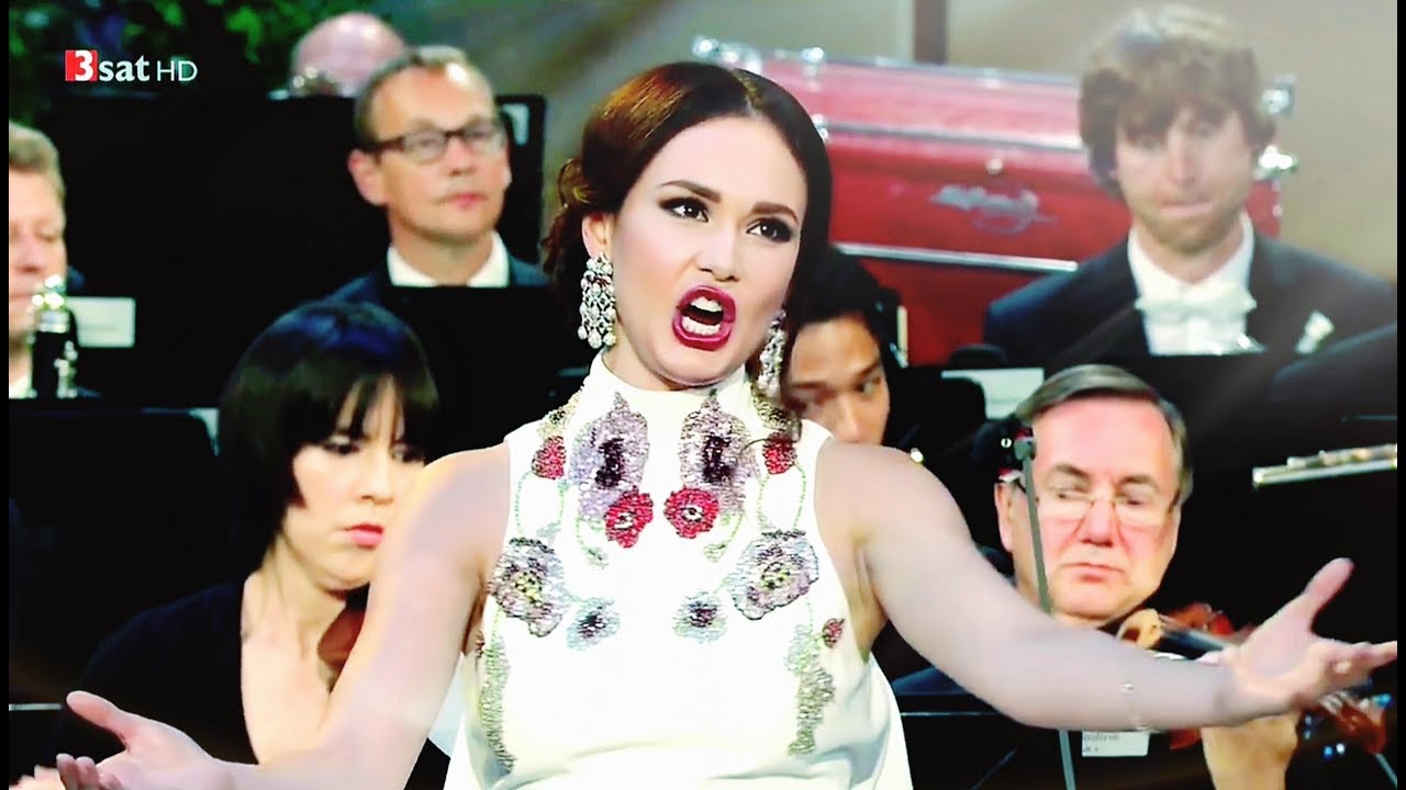 OPERA PLANET Aida Garifullina 