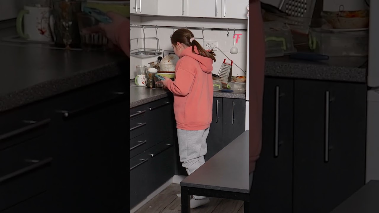 Mom's Creative Solutions When Words Fail 