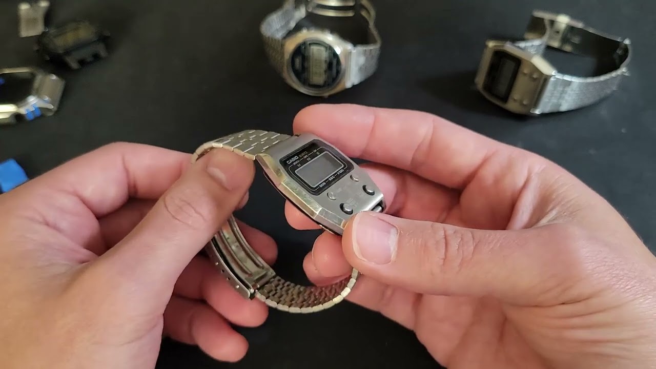 Casio A1100D and 52QS-14 side by side- Comparison and A1100D review