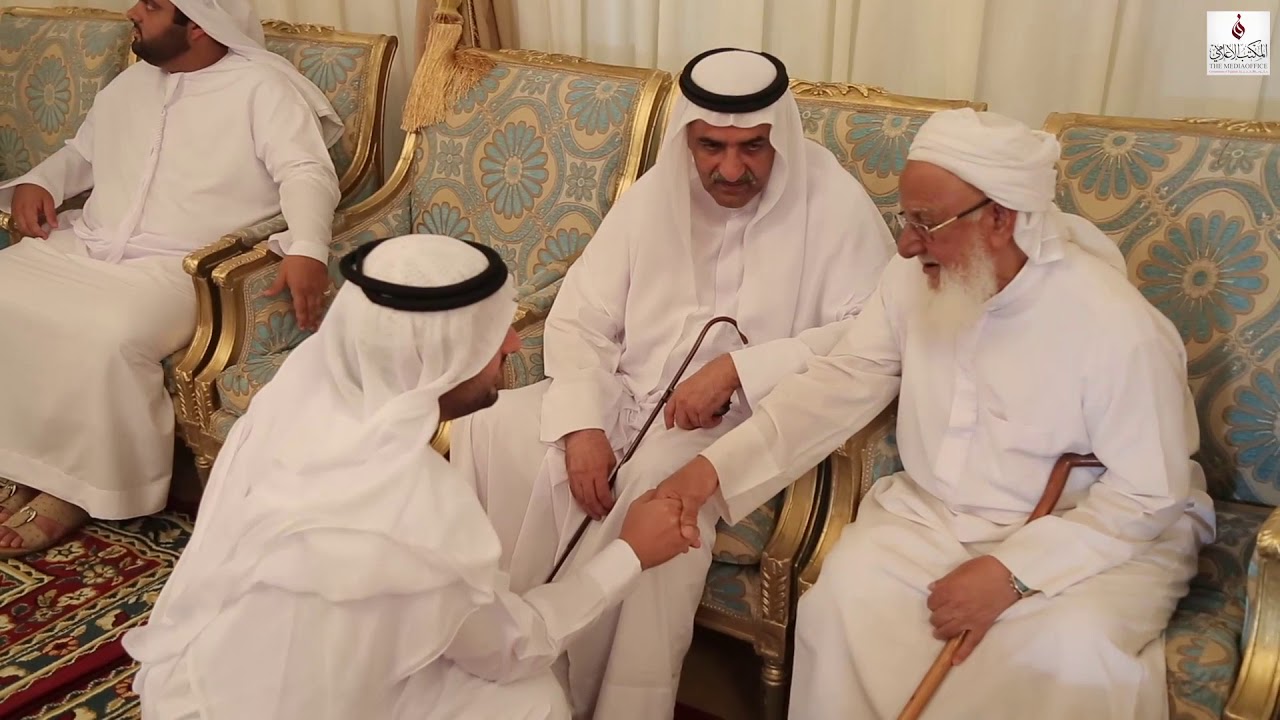 حاكم الفجيرة يقدم واجب العزاء في شهيد الوطن الرائد طيار علي سعيد المسماري