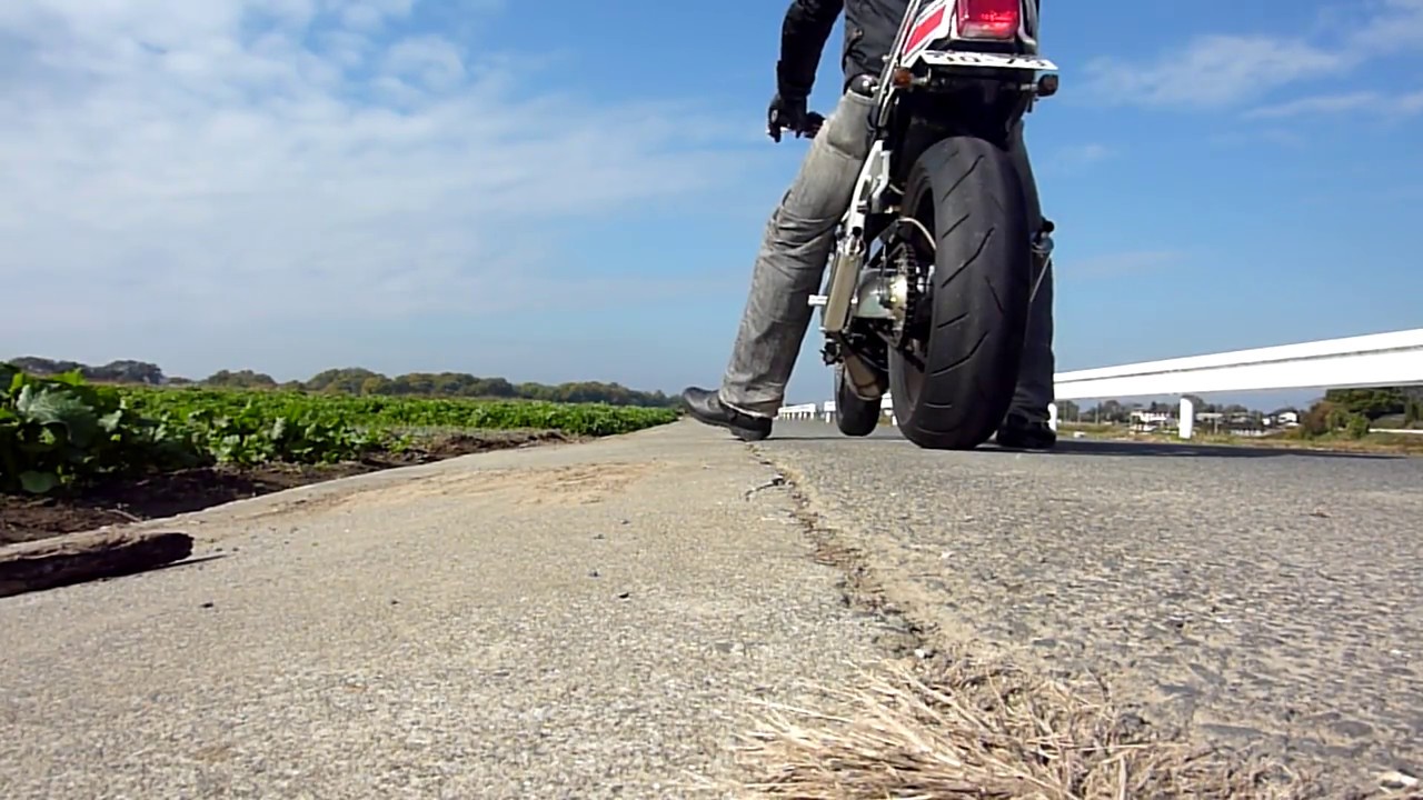 2ストの音は最高だぜ～！　初期型ＲＺ２５０ RZ350　プロアーム
