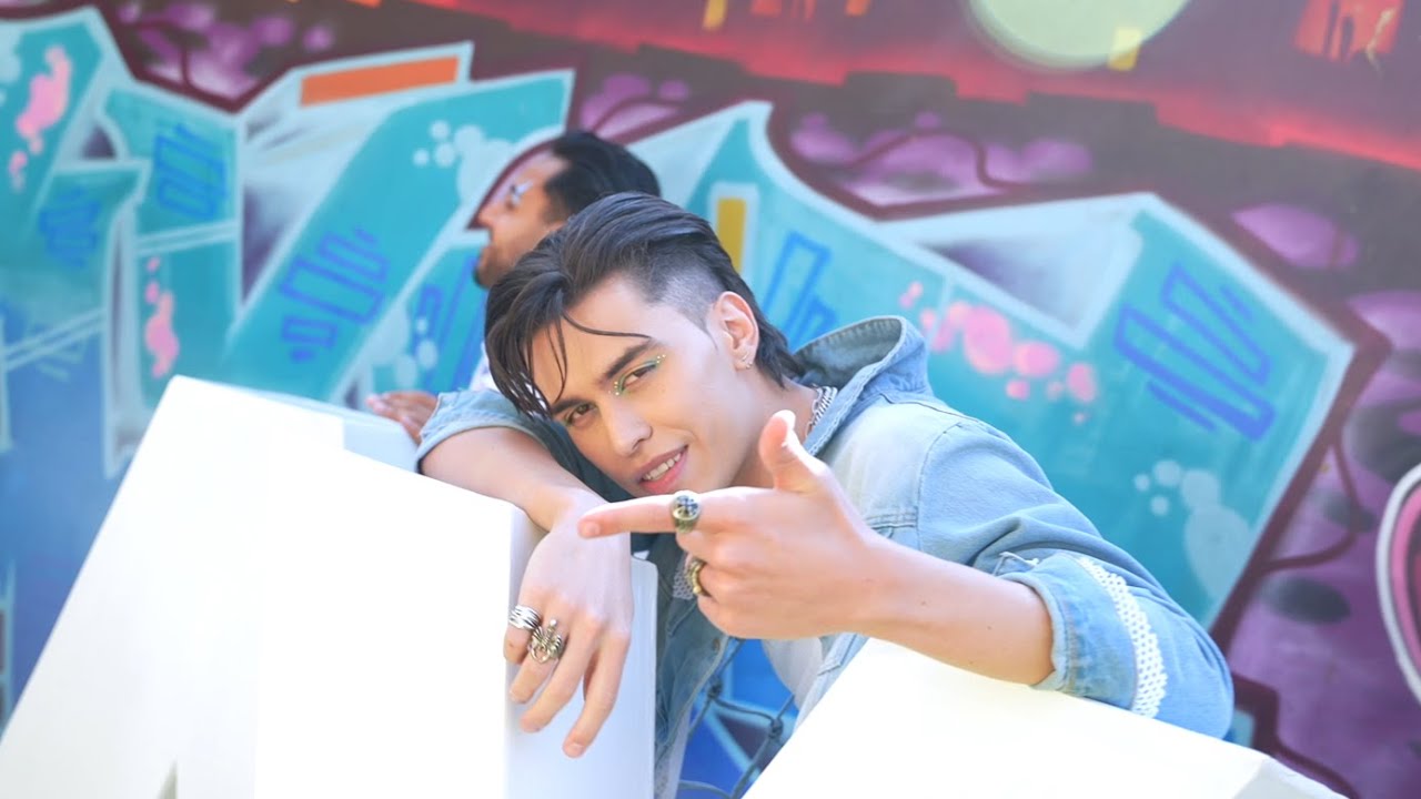 RAYNE - Loca (Official Music Video)