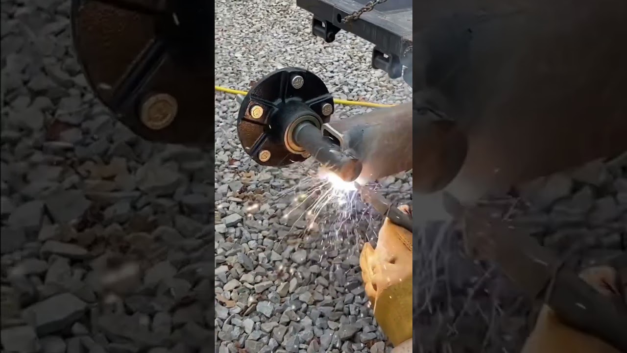 Welding and fabricating a Bale Unroller for the Ranch. #welding #fabrication #ranching #farming