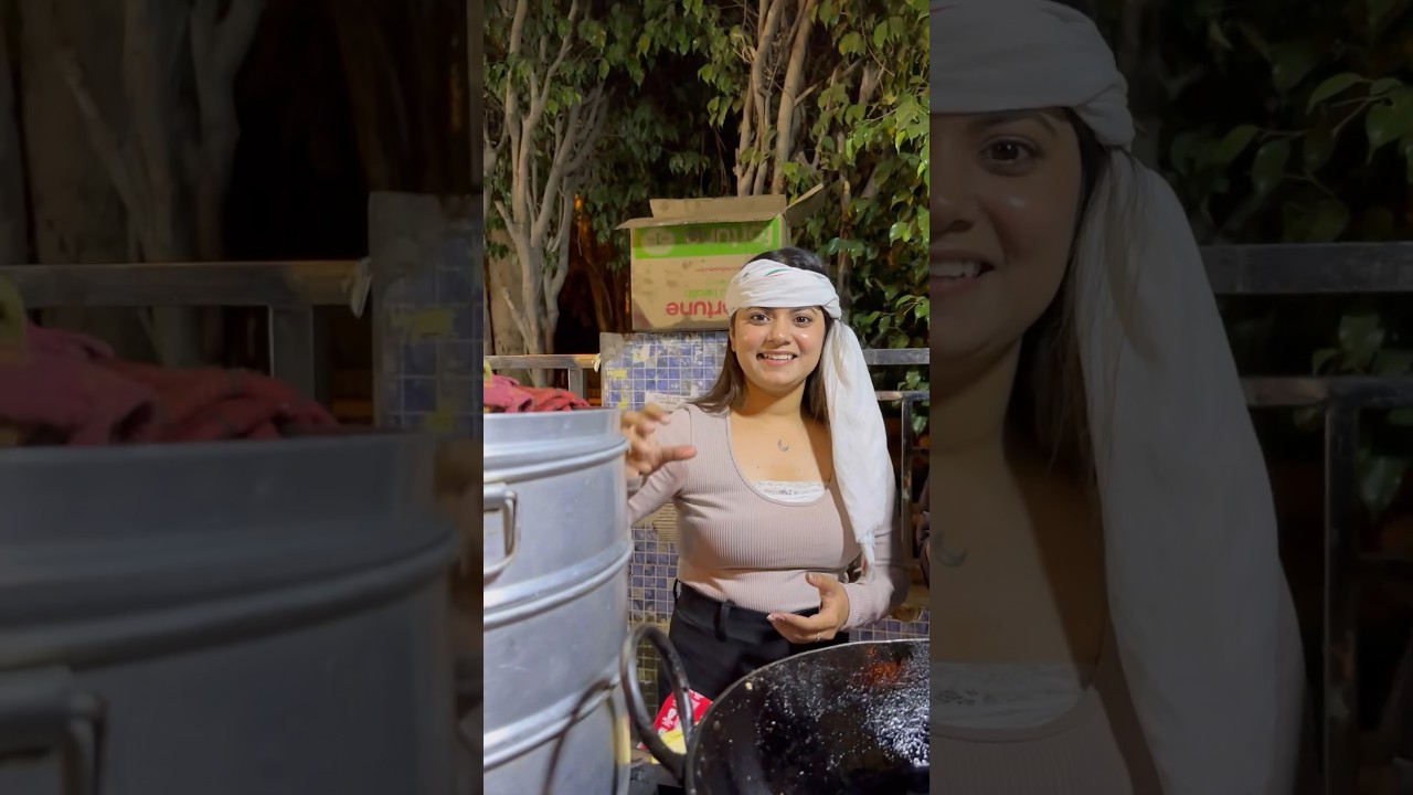 चालाक momos वाली ladki 😂 #shorts  #shortsvideo  #sejalgabashorts #comedy #momosshorts #momos