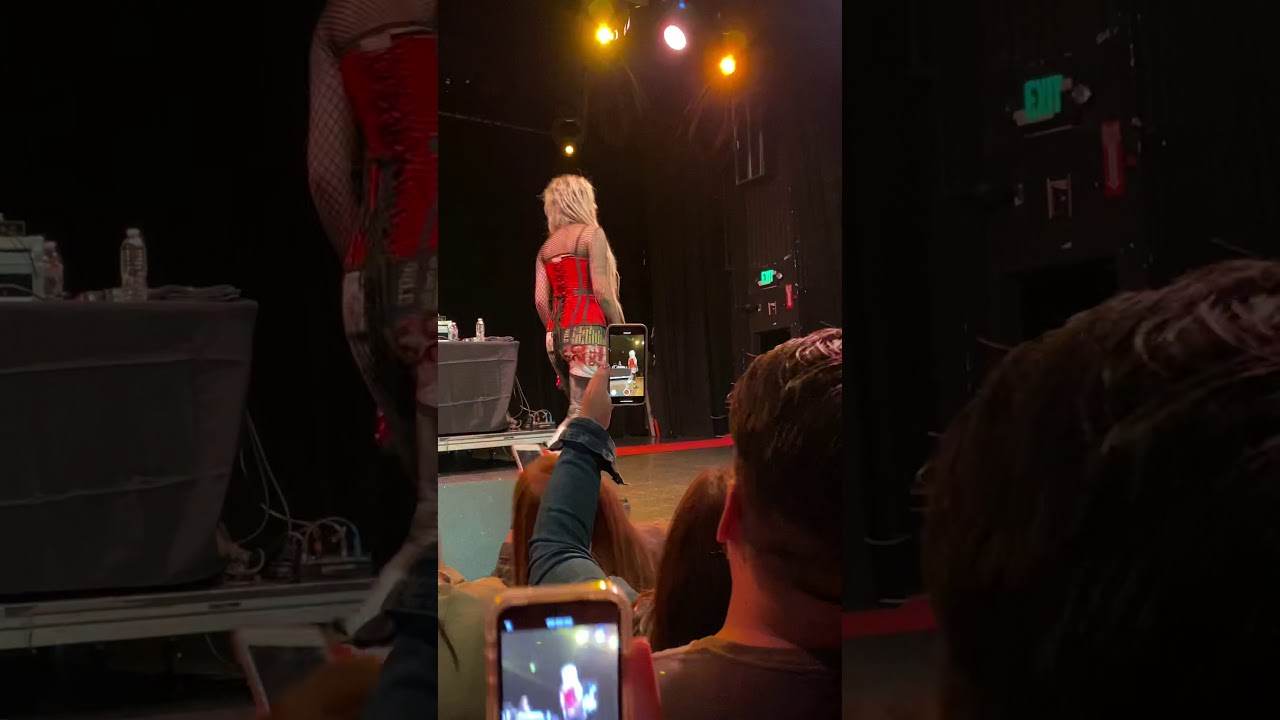 Zhavia - Location @ El Rey Theatre