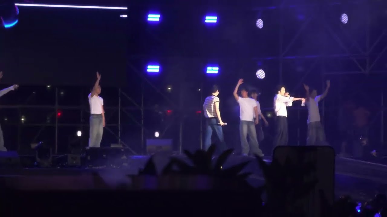 260315 SuperJunior - D&E《 Run Away 》高雄櫻花季 sakura festival