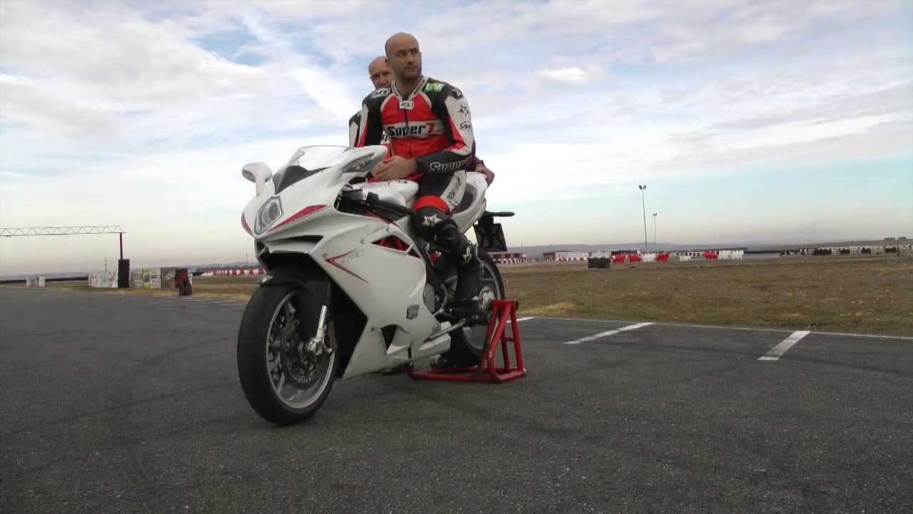 Vídeos de conducción. Postura Racing