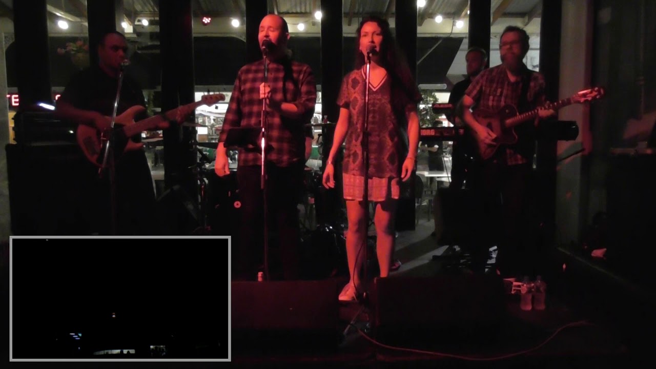 Waiting in Vain - Bob Marley - Melody Itzstein - NEON @ Bennys Freo