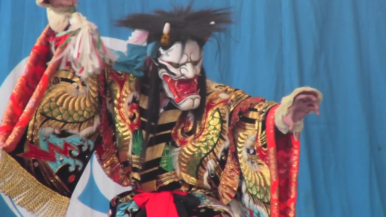 石見神楽　谷住郷神楽社中　塵輪　(郷土芸能）