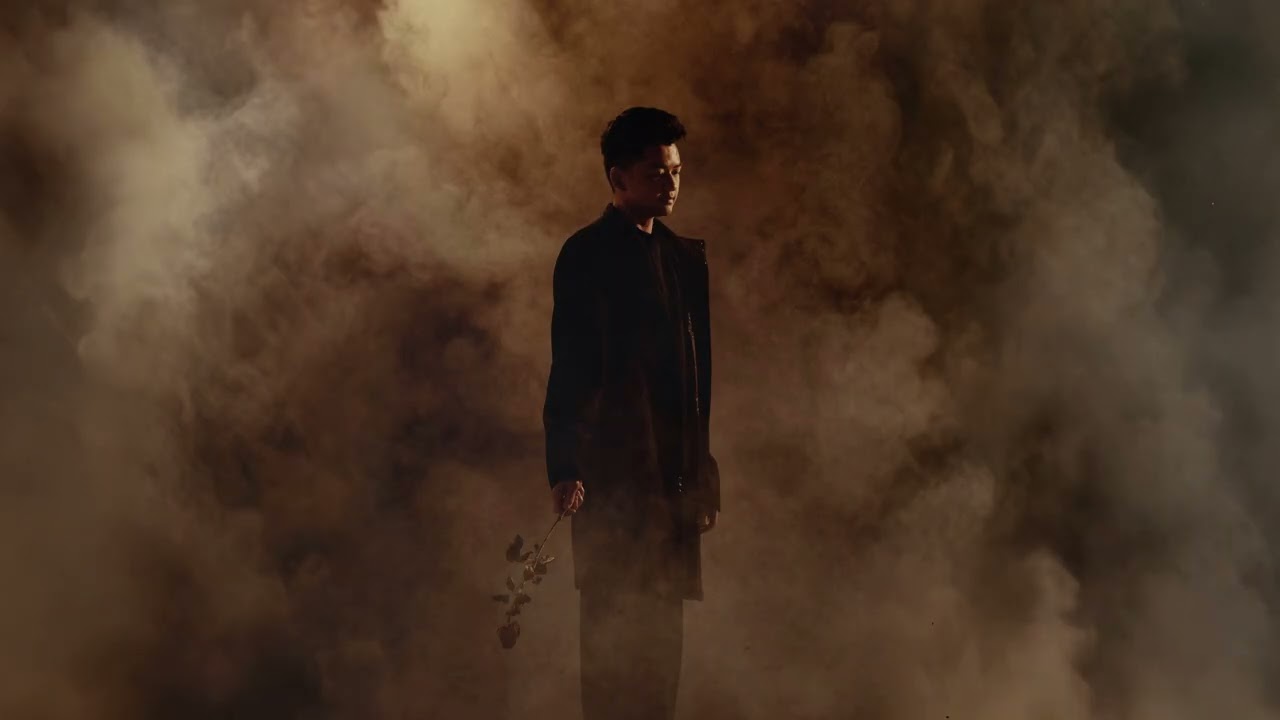 Red ft. NIKIA SUNCHILD - Spiritual Warfare (Visualizer) | Seraphim