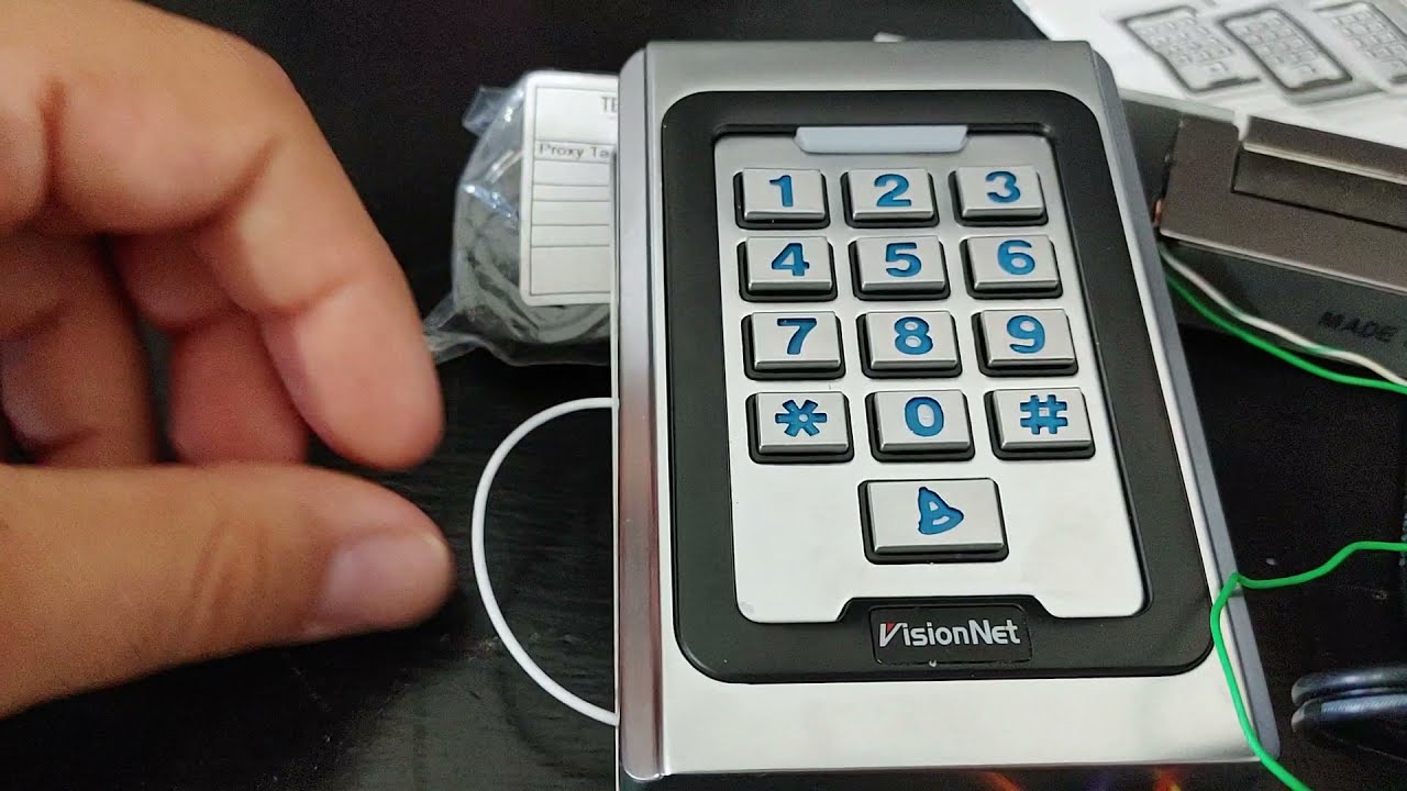 איך לחבר קודן | התקנת קודן מתכתי מואר עם תג קירבה | הסבר על חיבור קודן לדלת עם לחצן יציאה | DBA TECH