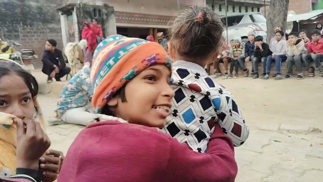गांव में हुआ बच्चों का खेल नितेश की करवाई शादी और जादू से बना दिया सर्प देखिये पूरा वीडियो#viral