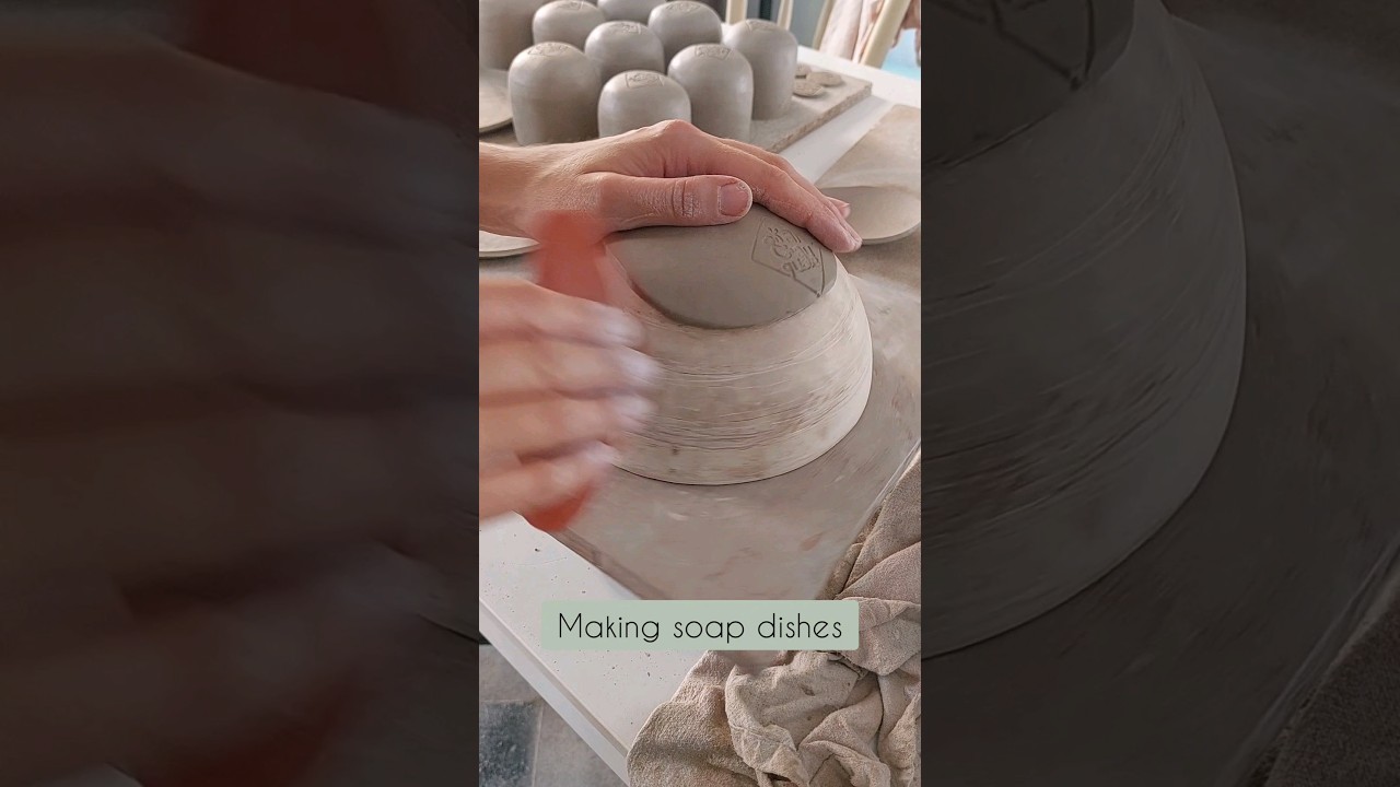 making soap dishes part 1 #ceramic #handbuilding #pottery #handbuiltpottery #soapdish #soaps