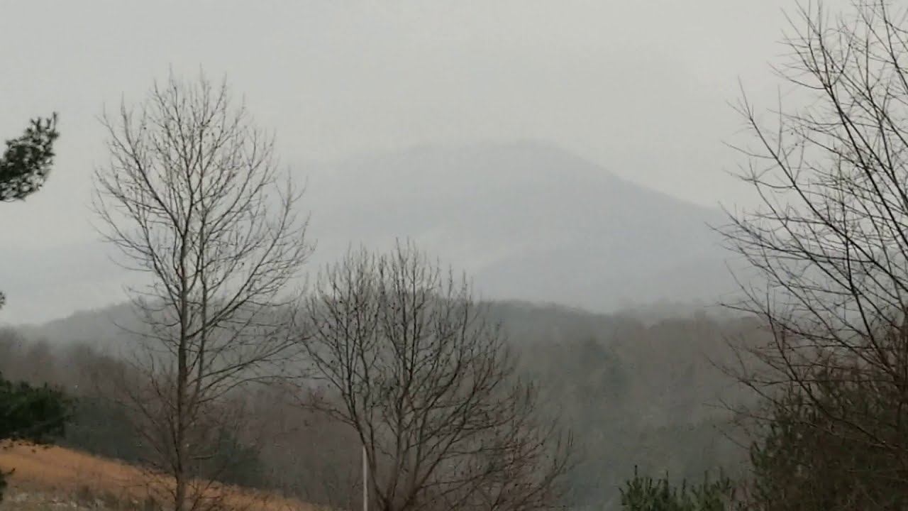 Snow-capped mountains in Tazewell and Russell Counties in Virginia