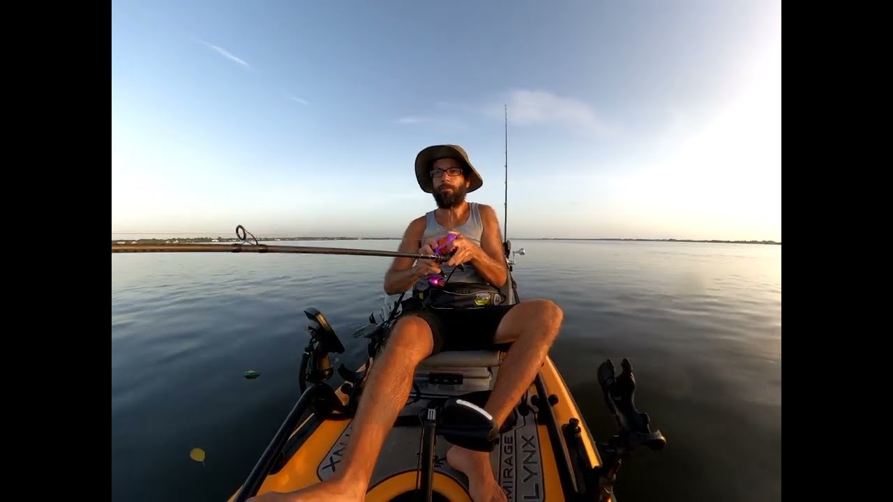 Kayak battle with a monster Jack Cravle - uncut footage