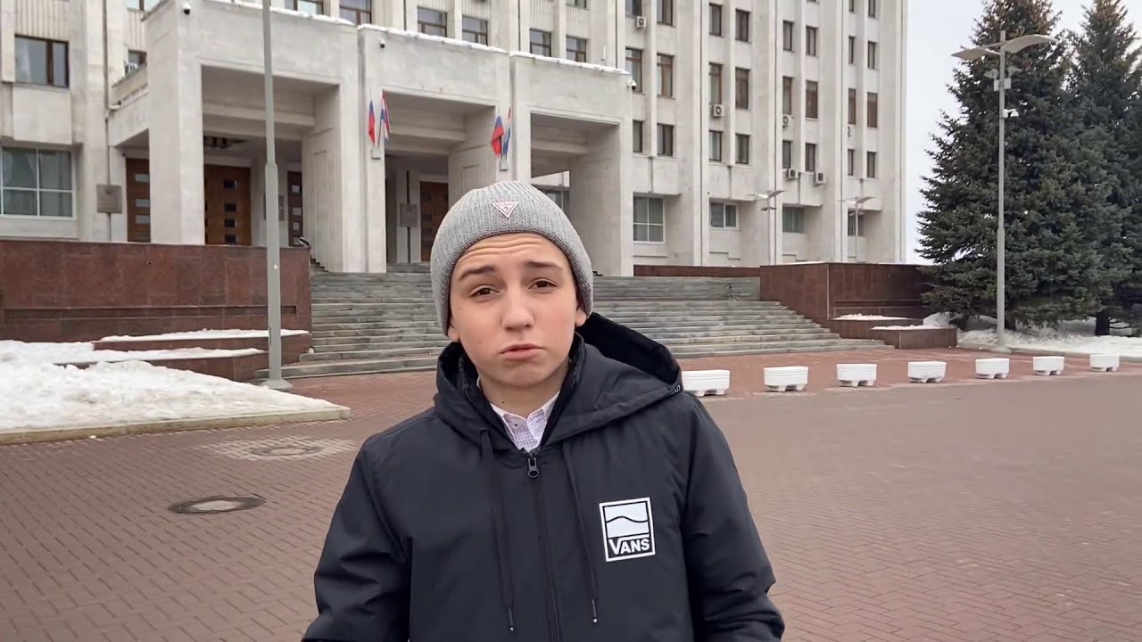 Получил паспорт в 14 лет в Правительстве