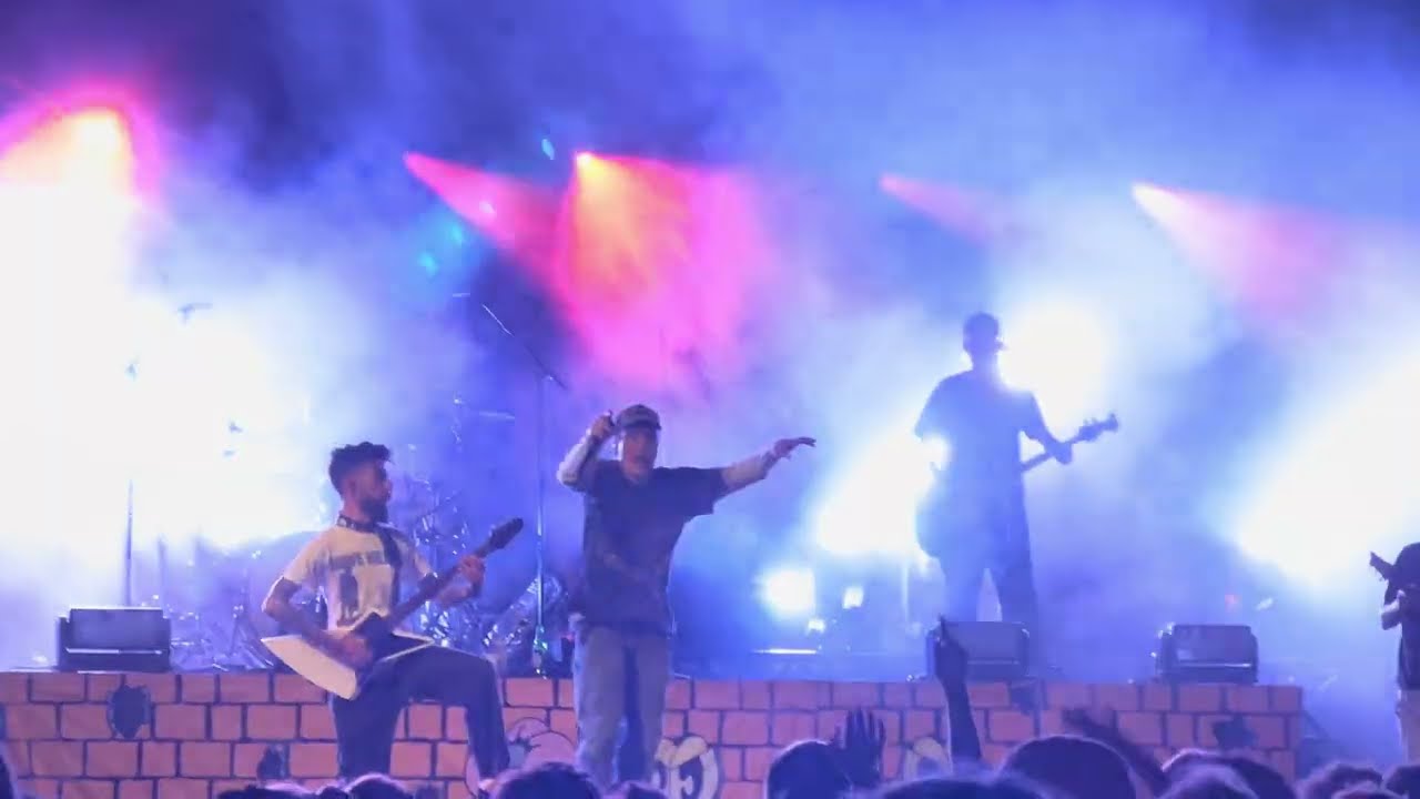 Neck Deep: Crushing Grief *Live 4K* [Reading Festival 23.08.2024]