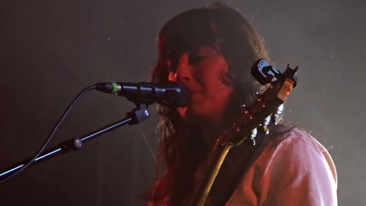 The Beths &ndash; Til My Heart Stops (live @ Slaktkyrkan, Stockholm 2025)