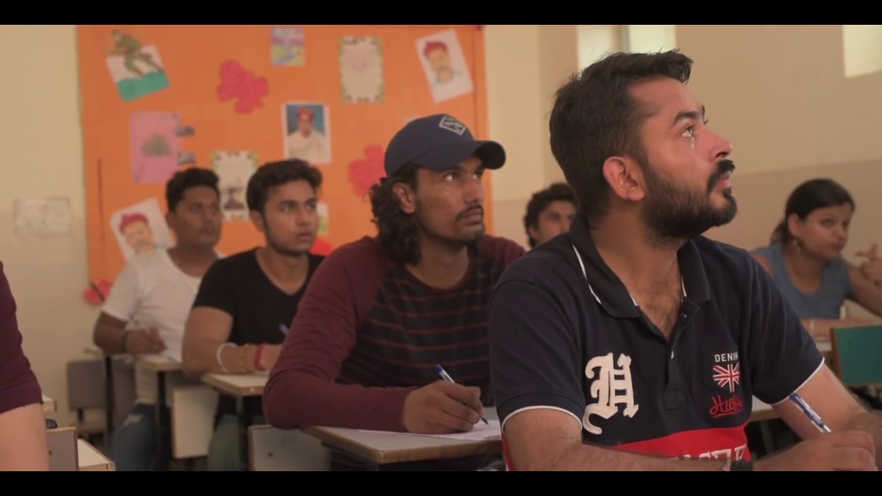 Padhaku Vs Last Bencher | Amit Bhadana | Story Of Every Padhaku Vs Last Bencher :)