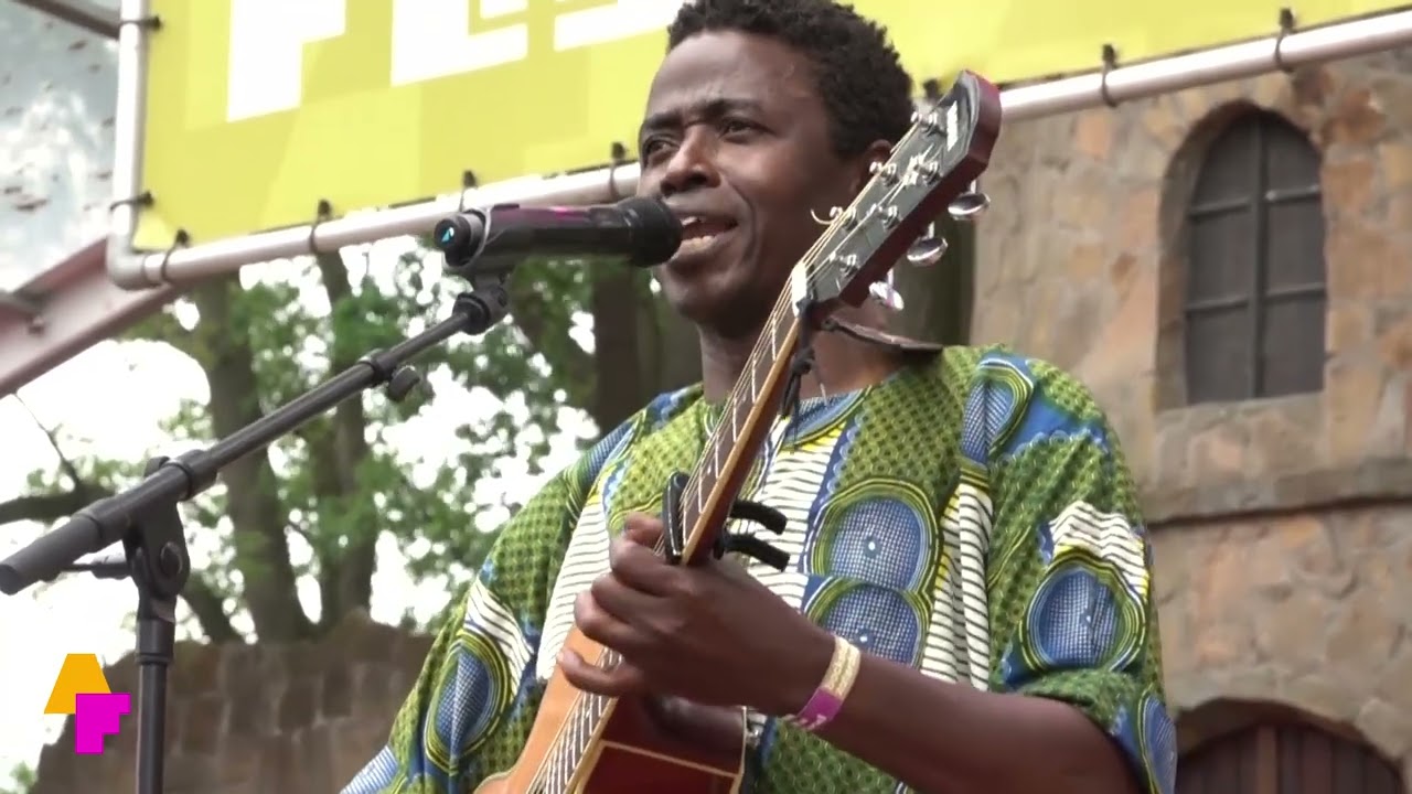 Kimi Djabaté - Alidonke - Live at Afrika Festival Hertme 2023