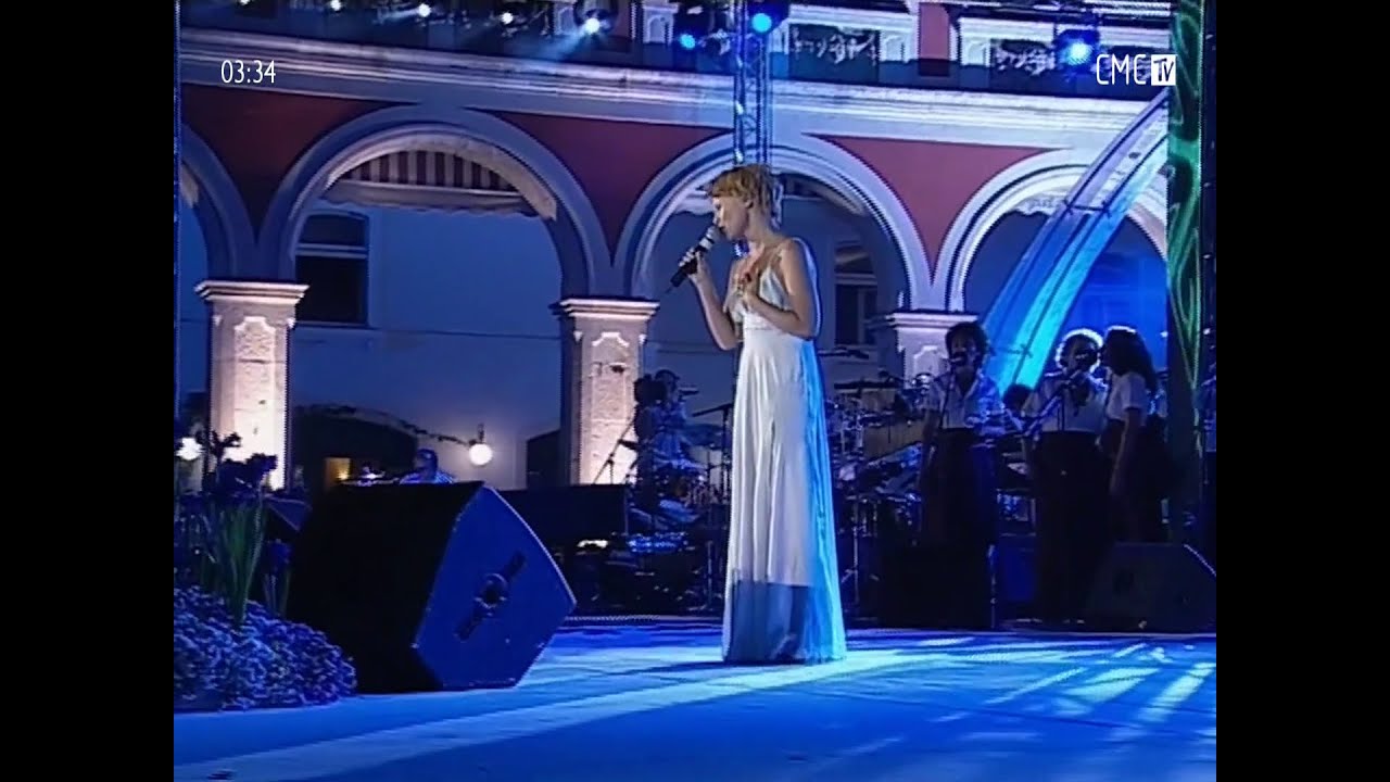 Danijela Martinović - Na po mi srce živi (Live, Split 2007)