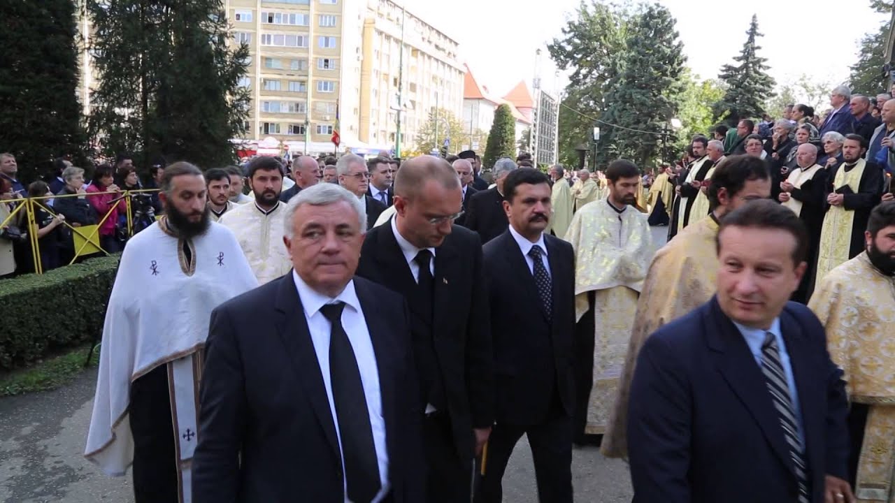 Inmormantarea Mitropolitului Nicolae Corneanu