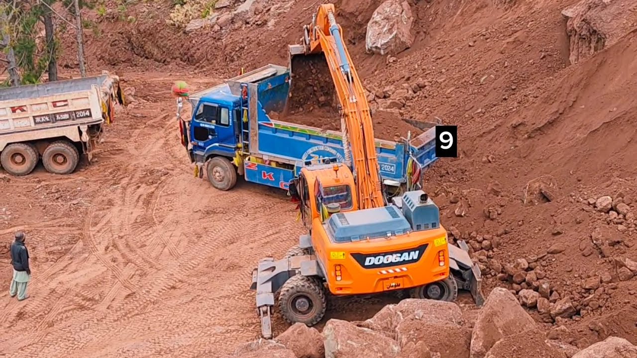 Powerful & Beautiful Doosan DX210 Loading Mud soil Dumpers |Heavy Duty Earthmoving in Action