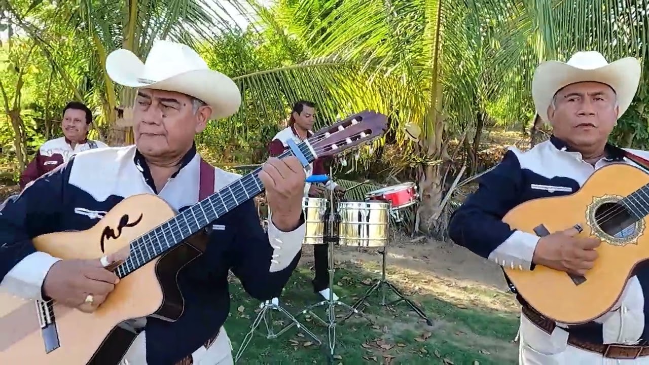 Dueto Bertin y Lalo - La Pajarera (Video Oficial)
