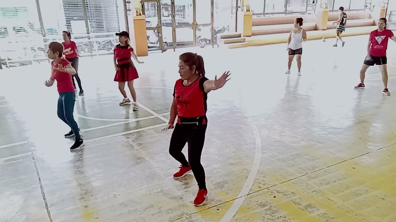 SUNDAY ZUMBA SESSION!