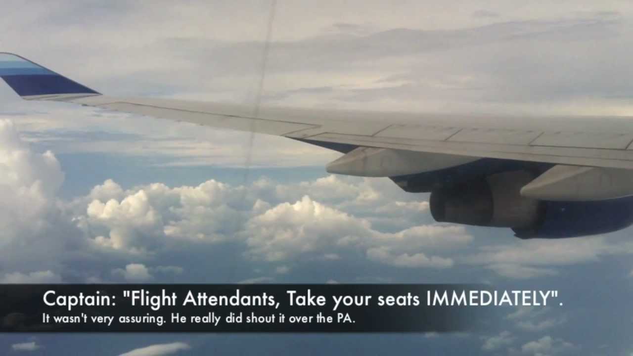 United Airlines Singapore to Hong Kong (UA 896, Boeing 747-400)