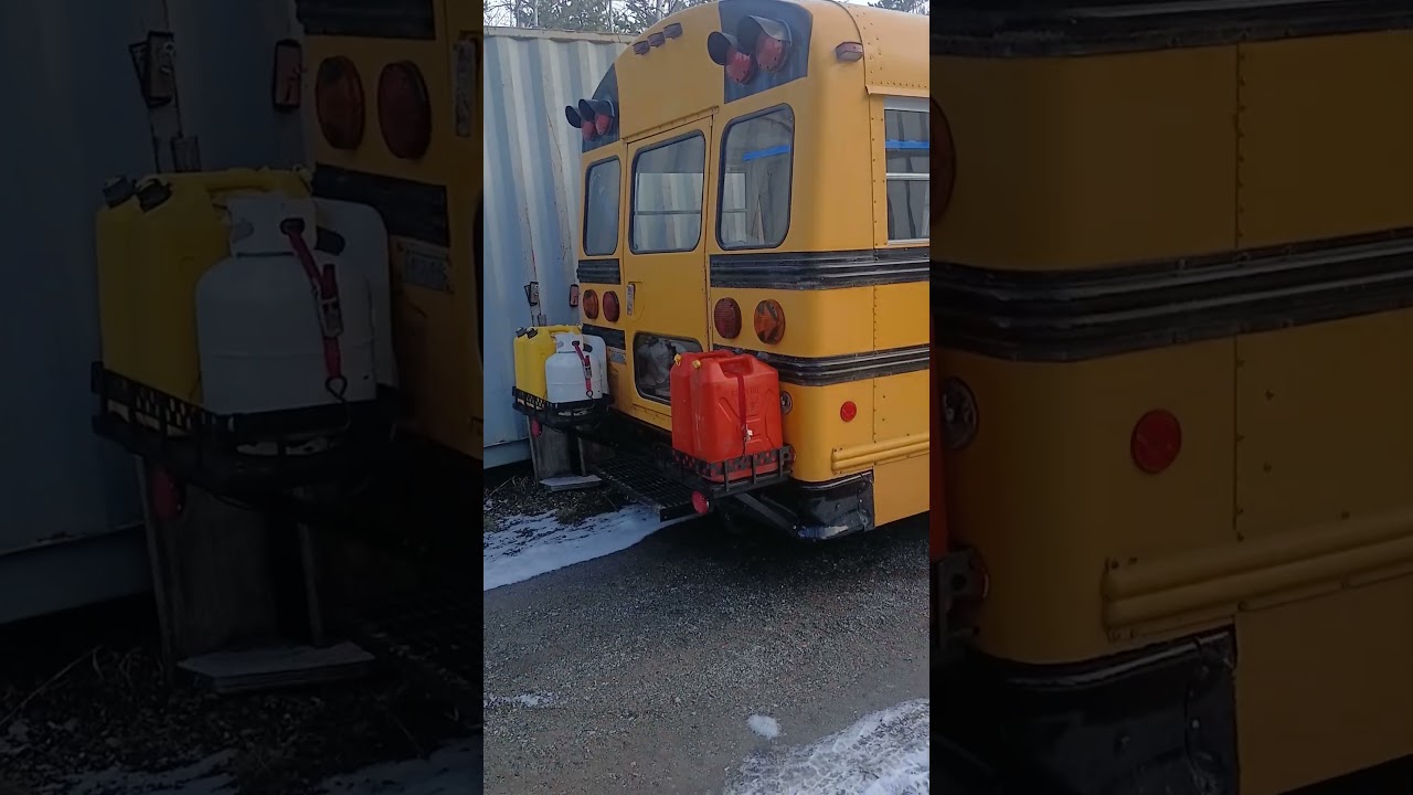 Himalayan 450 получает возможность прокатиться на Волшебном Автобусе.