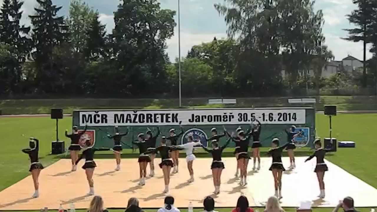 DM studio mažoretky Dačice - pódio 