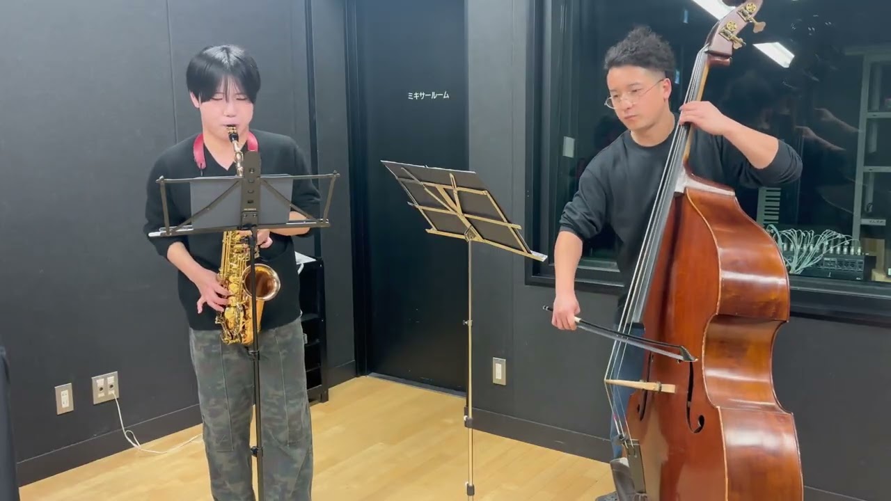 Valse vanité (Wiedoeft, Rudy) A.sax:K.watanabe コントラバスで伴奏