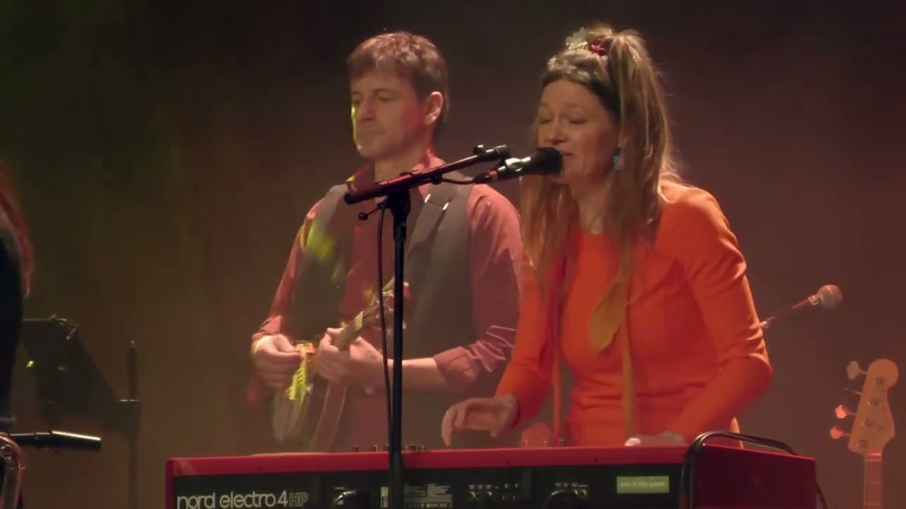 MIRI IN THE GREEN - No Matter- live -  Tollhaus 2025 - Musik/Text Miriam Kühnel