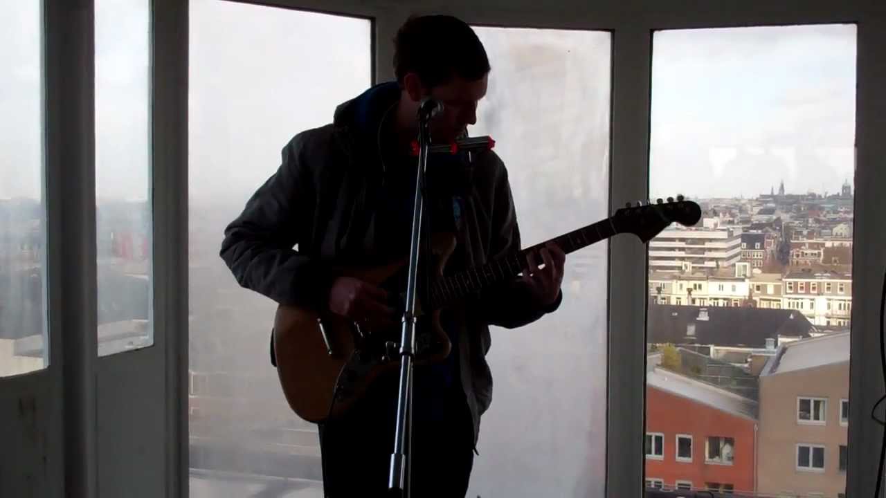 Chad VanGaalen - Burning Candle (rooftop session Amsterdam)