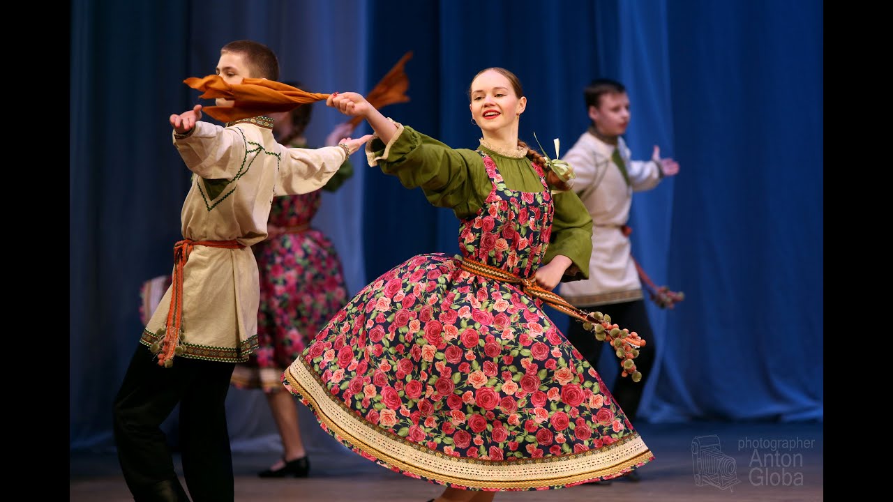 «Я на печке молотила», Ансамбль 
