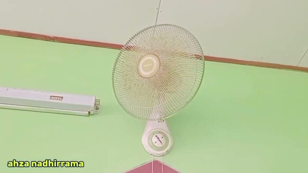 Fan | turning on four wall fans and two ceiling fans