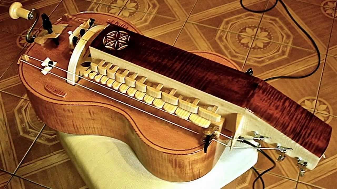 Lira gitarowa z pracowni Stanisława Nogaja