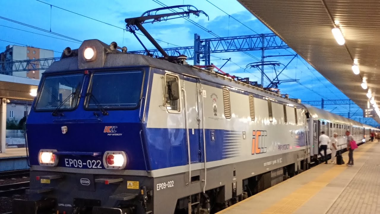 Przejazd w wagonie TLK z EP09-022