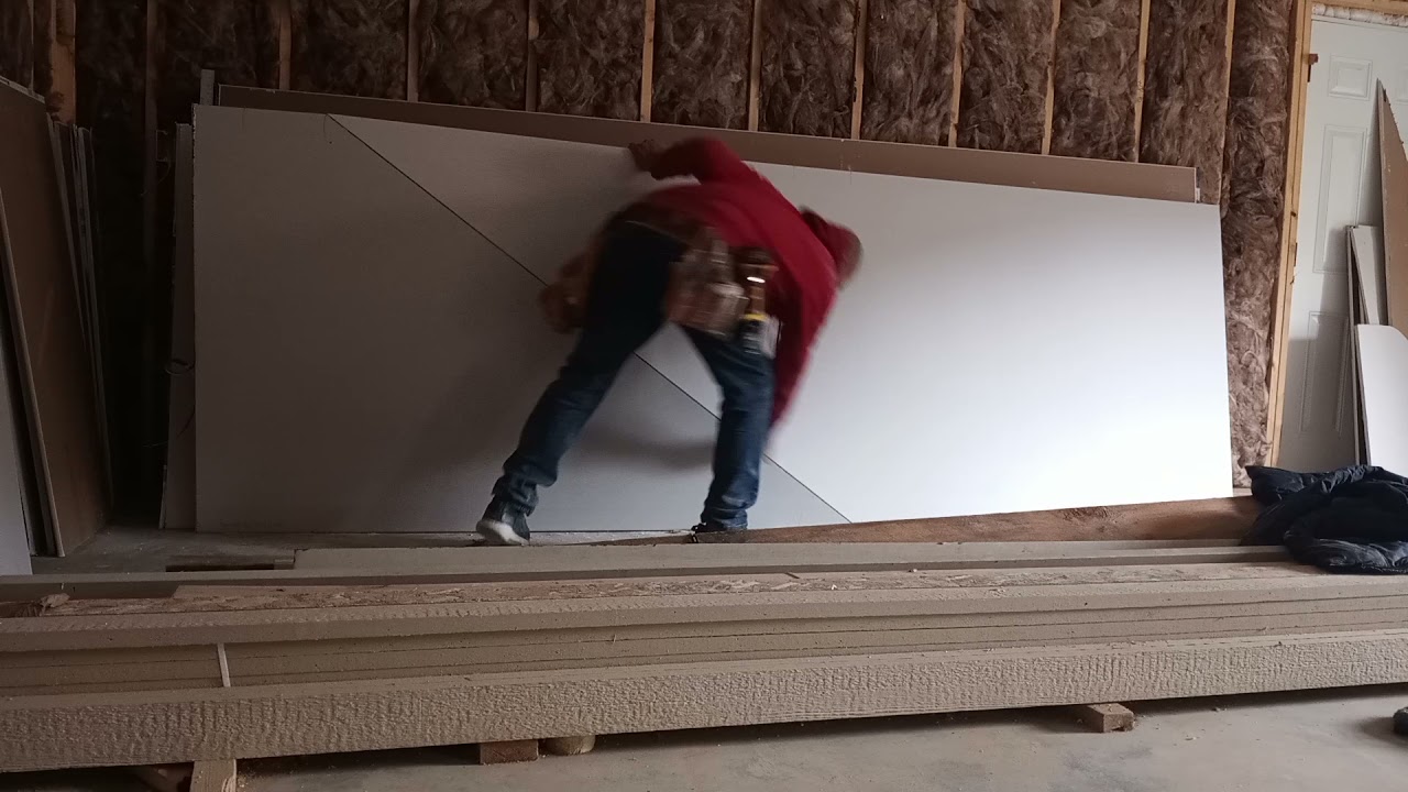 how to hang drywall on a staircase solo @calzadadrywallcompany #sheetrock