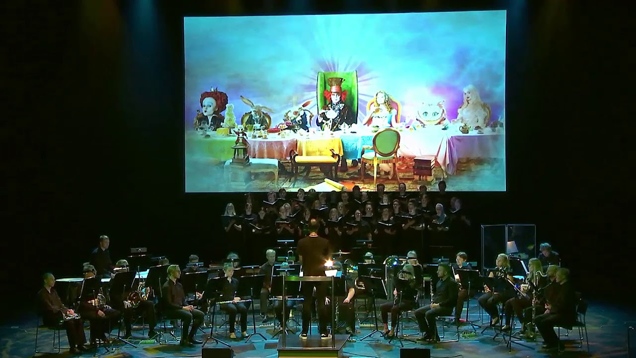 Tim Burton's Alice in Wonderland: Alice's Theme - Unreality & Helsinki Symphonic Winds
