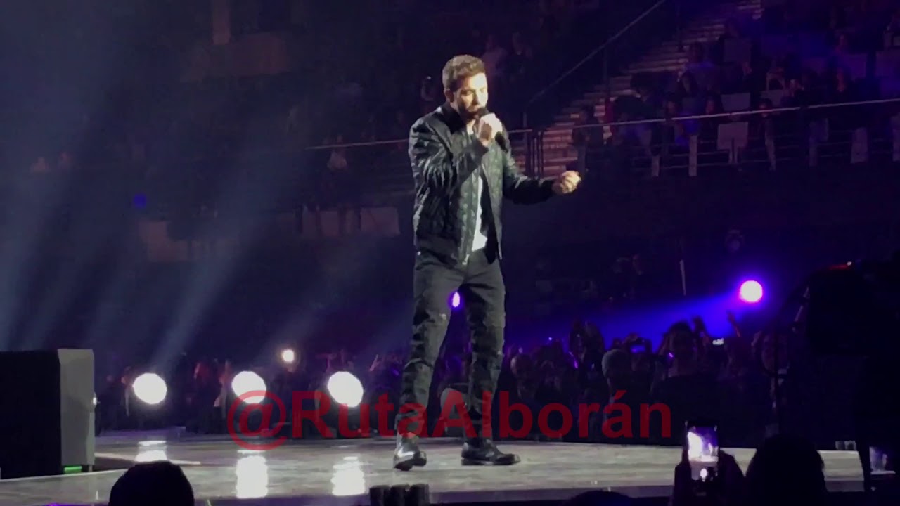 ‘Saturno’ Pablo Alborán premios 40 10.11.17 40 music awards