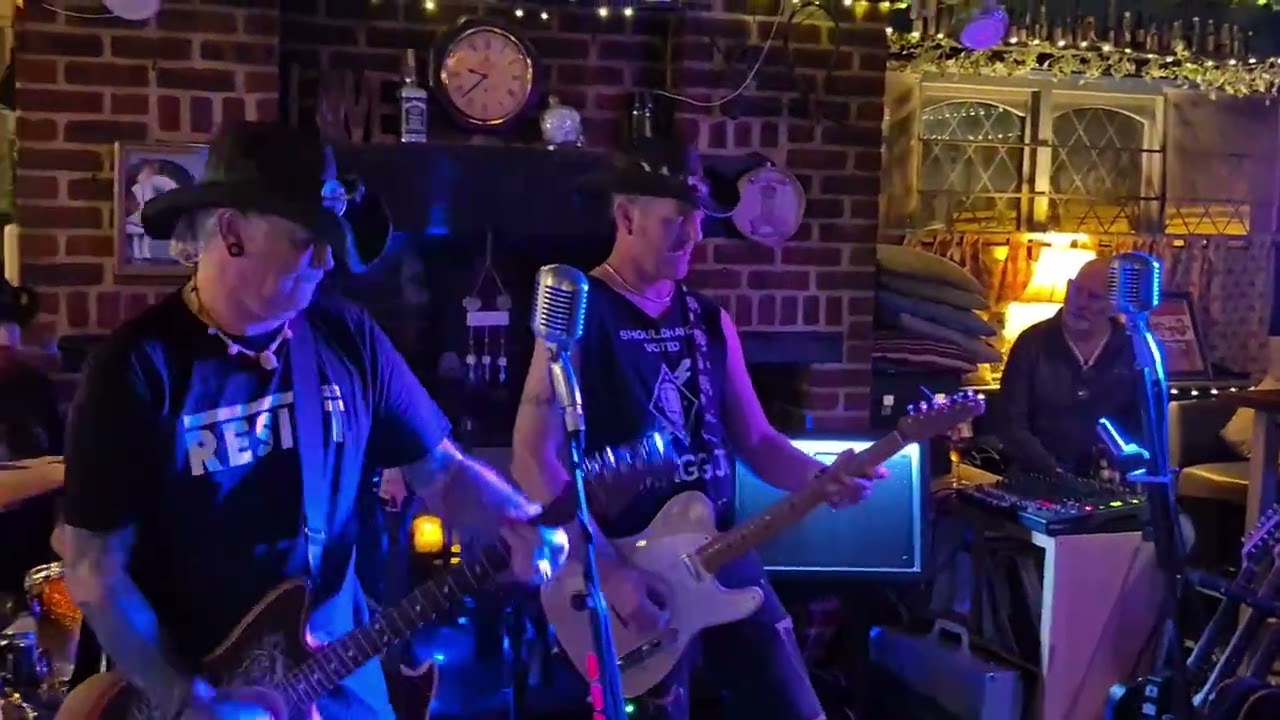 Lady Winwoods Maggot - Peace, Love and Cruise Control - Owls Nest Parley 15 11 2025
