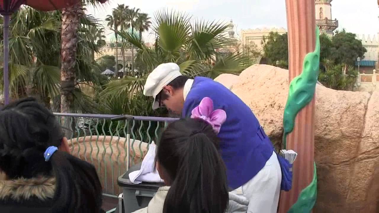 橋本さん　モンキー達と写真撮影とダンス