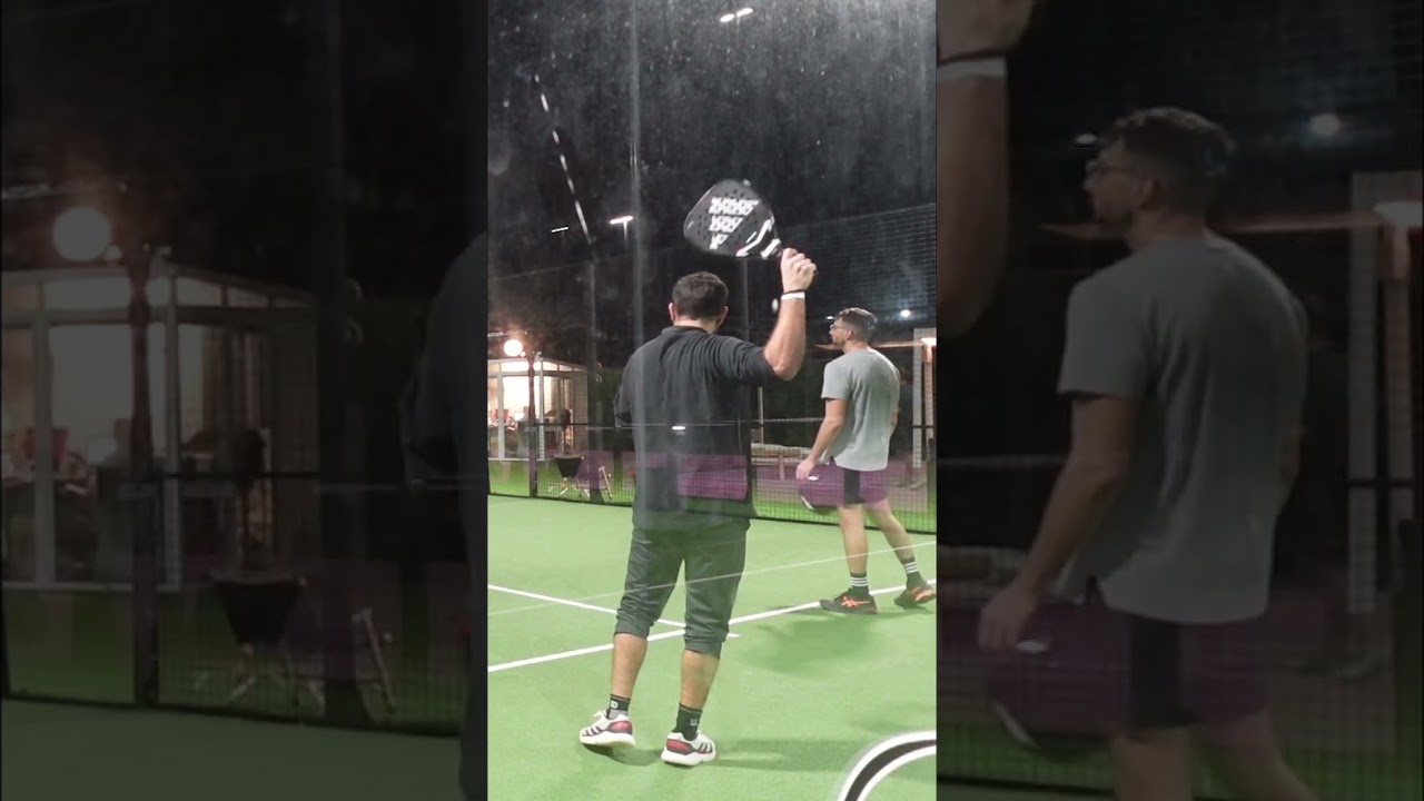 Night Padel: Is Your Right Hand Feeling Heavy? 