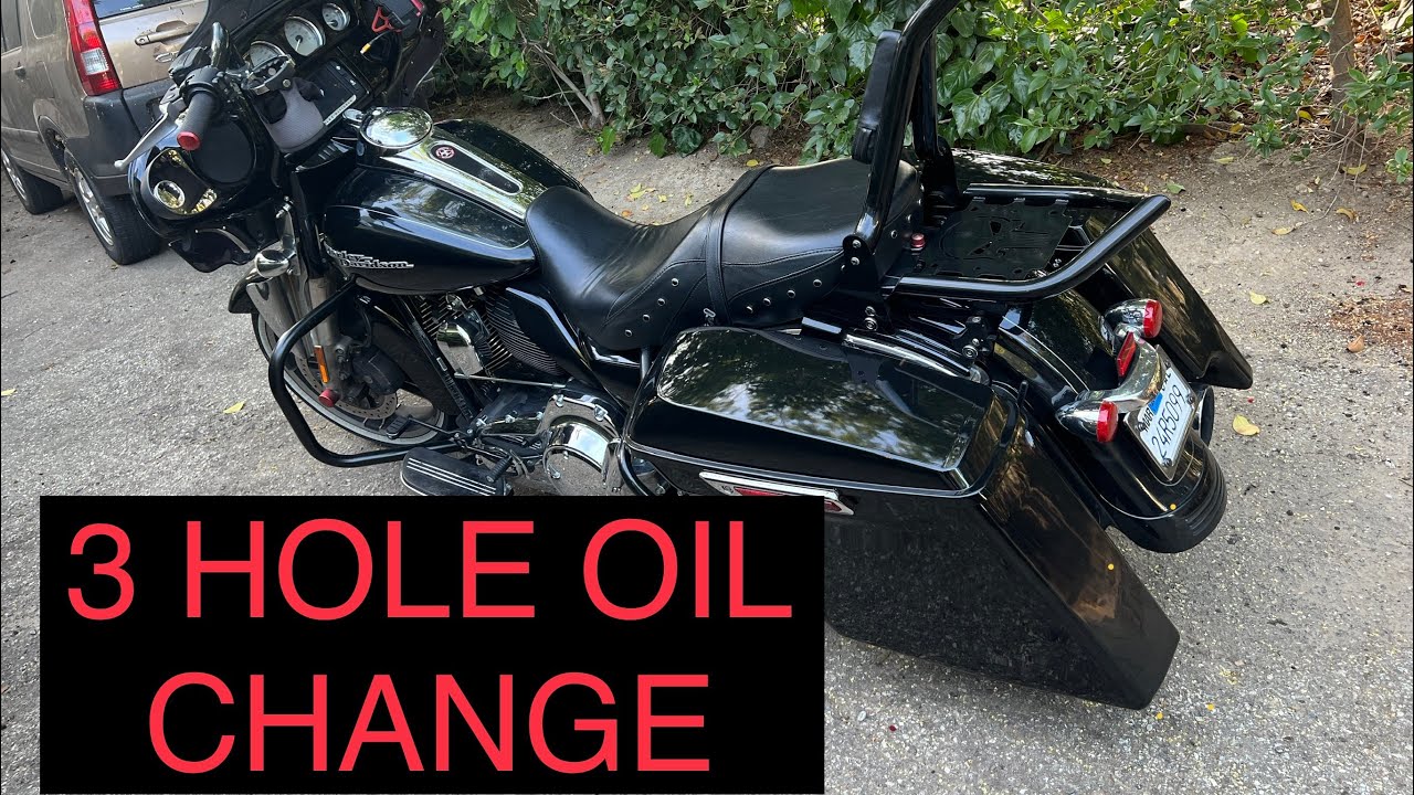 2015 Harley Davidson Street Glide Special 103 Oil Change