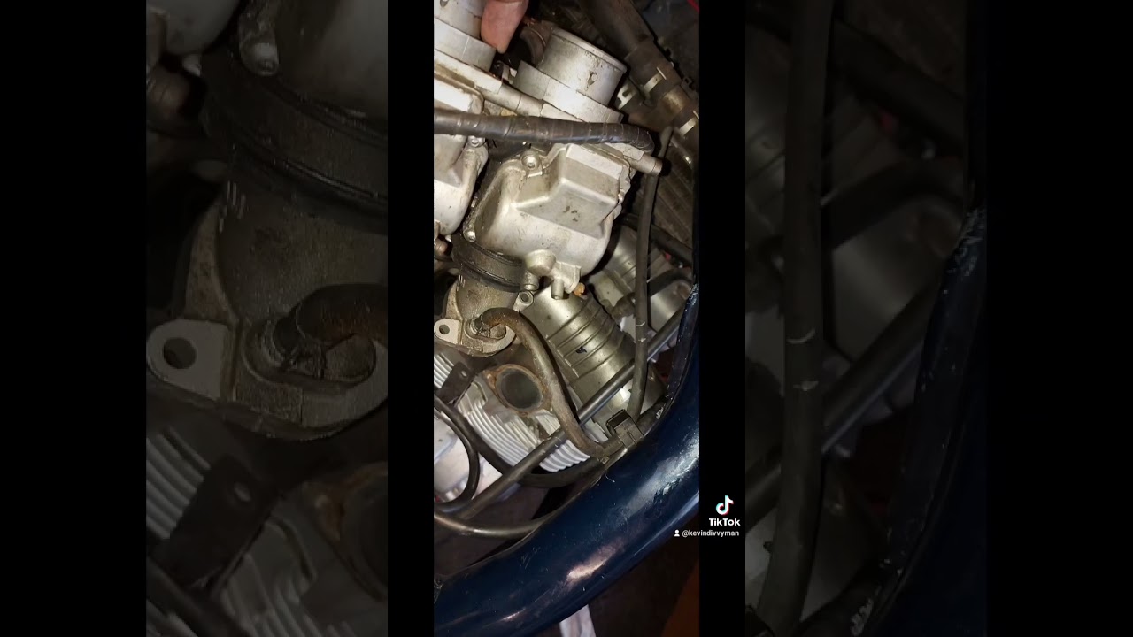 Dismantling my Yamaha diversion xj900s ready to check valve clearances