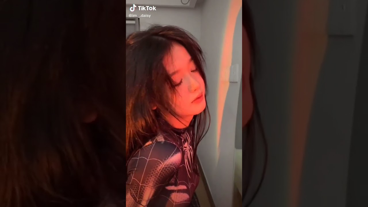 Cute Girl TikTok &hearts;️&hearts;️&hearts;️