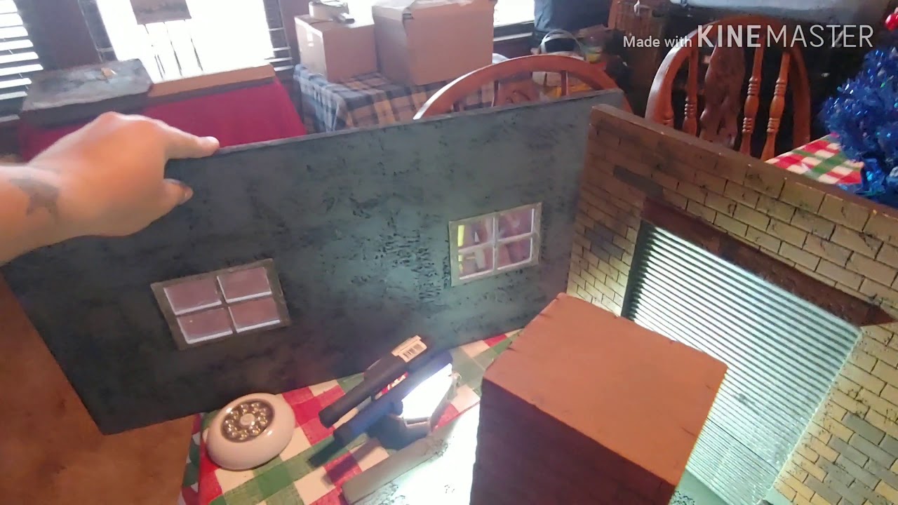 1:12 (1/12) scale Car Garage Warehouse Diorama