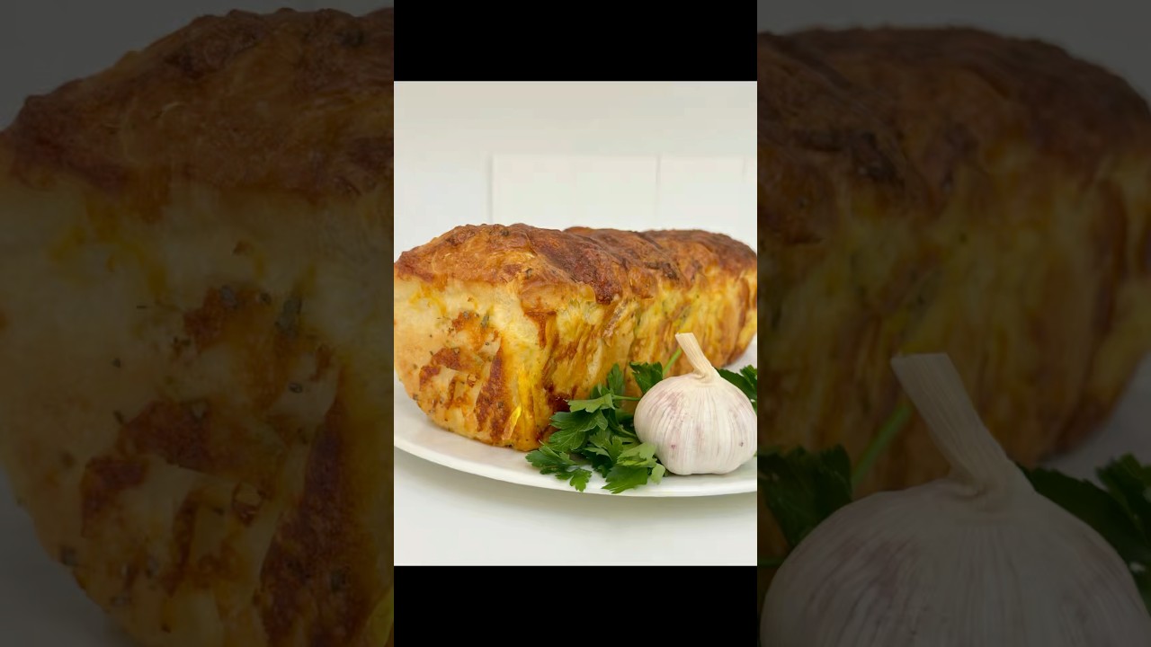 Чесночный хлеб&nbsp;&mdash; ароматный &laquo;pull‑apart&raquo;/Garlic Pull‑Apart Bread/P&acirc;ine &bdquo;pull‑apart&rdquo; cu usturoi🫶